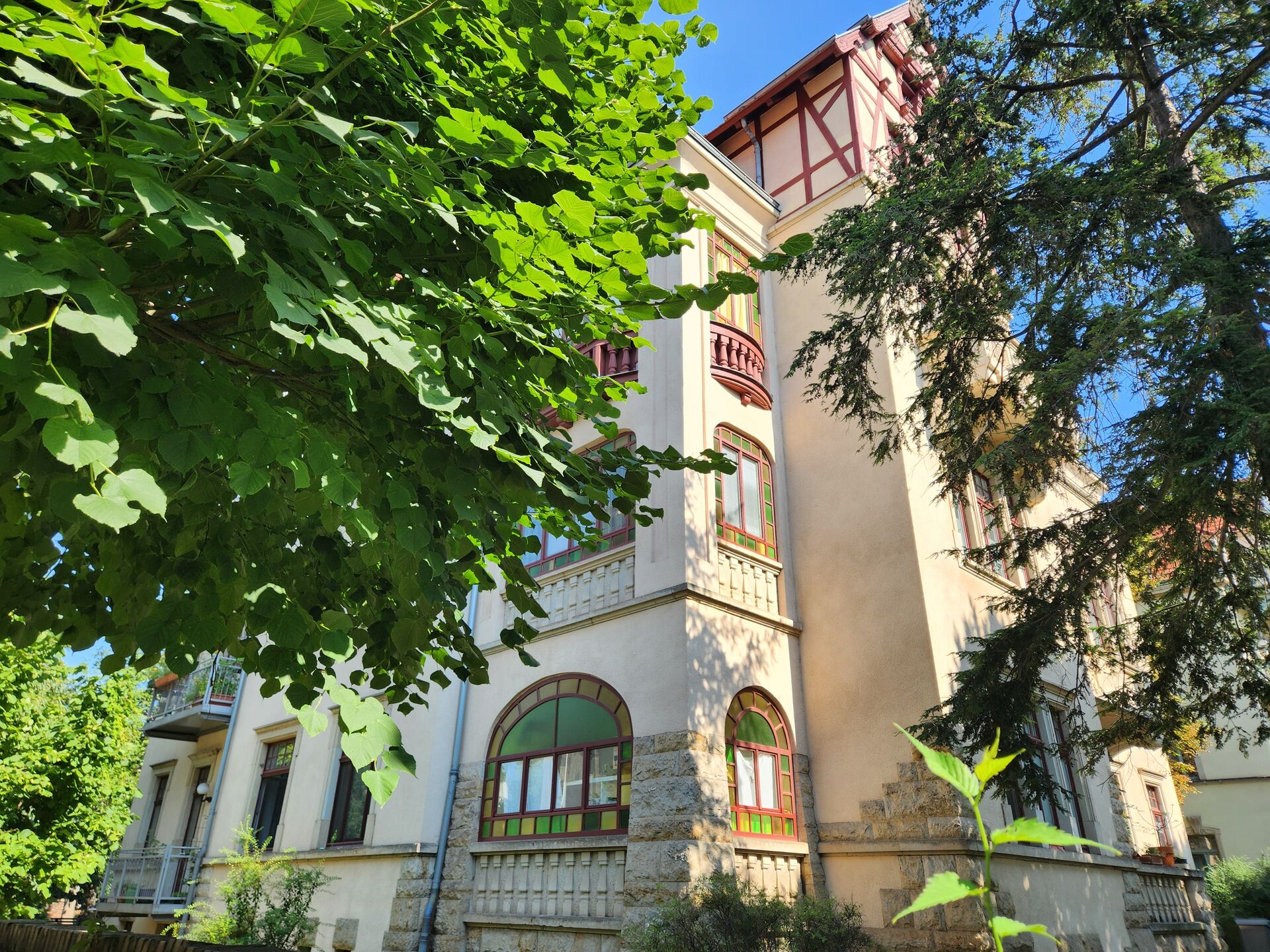 Immobilien bei Dresden 🎯 Haus, Wohnung oder Grundstück finden